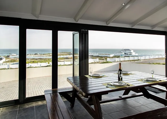 Pearl Haven, Coastal Comfort Just Steps From The Shore!